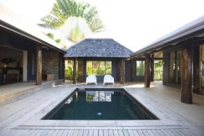 Beachfront Villa - Pod House, Private Plunge Pool